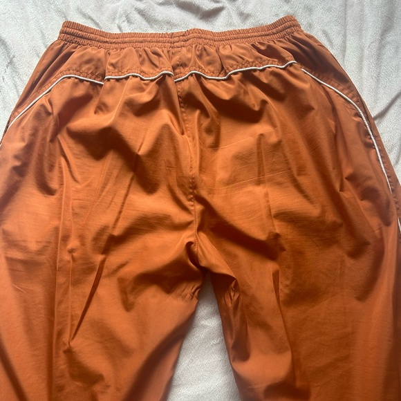 Texas Longhorns mesh lined pants size large, like new - Picture 5 of 5
